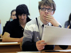 В Таганроге стартовала сдача ЕГЭ по географии и информатике