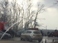 Под Таганрогом из-под груды покорёженного металла достали мужчину