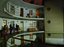 Где находится первый построенный в СССР круглый дом?