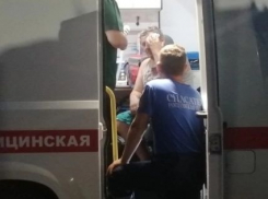 Под Таганрогом спасатели помогли пострадавшему дальнобойщику из Крыма 