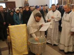 Богослужения пройдут в семи храмах Таганрога на Крещение