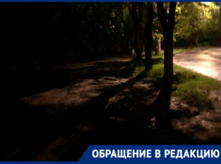 И в конкурс не попал, и свет не получил сквер «Школьный» Таганрога