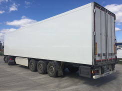 Водитель рефрижератора спас детей на трассе «Ростов-Таганрог»