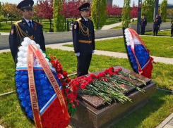 Имя неизвестно — подвиг бессмертен: на Самбекских высотах захоронили героя НКВД