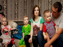  Без крыши над головой: тысячи многодетных семей РО так и не получили обещанные денежные компенсации взамен на земли