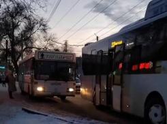 В Таганроге отрицают факт «дорожных разборок» между водителями общественного транспорта