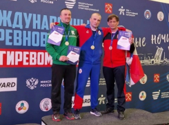  Гиревой спорт: таганрожец привез из Санкт-Петербурга три медали