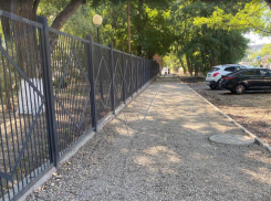 Как азбука Морзе - точками и тире: таганрожцы охарактеризовали ремонт тротуаров