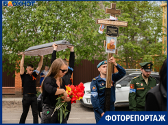 В Боцманово в последний путь проводили погибшего на Украине Романа Пилявского