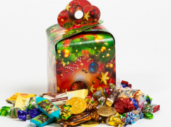 Таганрогские дети получат вкусные подарки на Новый год