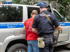 В Таганроге росгвардейцы задержали мужчину, который находился в розыске