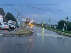 В Матвеевом Кургане на «зебре» пожилой водитель сбил ребёнка 