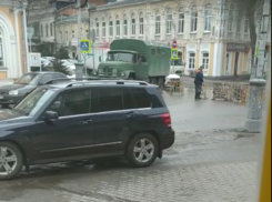 Таганрогские водители «забили» на ограничение движения от «Водоканала»