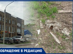 Яму из-под туалета и металлолом оставили строители торгового комплекса Таганрога