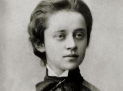 Календарь: 134 года назад в Таганроге родилась поэтесса и критик София Парнок