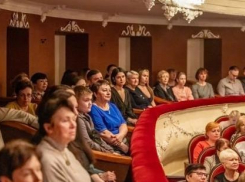 Таганрожцев ознакомили с программой праздничных мероприятий ко Дню города