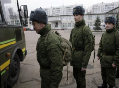 Ряды российской армии пополнят три сотни таганрожцев