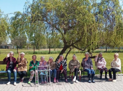 С заботой о пожилых: с кем в Таганроге оставить близкого человека во время поездки в отпуск