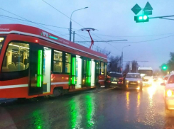 Более 143 тыс рублей обходится ремонт каждого трамвая, пострадавшего в ДТП