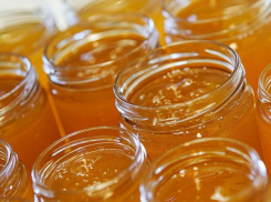  Осторожно мёд: на Дону обнаружили вредный для здоровья сладкий продукт