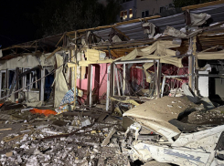 Раненые люди, разрушенные здания: массированная атака украинских дронов накрыла всю Ростовскую область