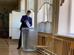 Таганрожцы начали участвовать в голосовании о поправках в Конституцию