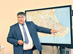 «Нам ничего не угрожает»: глава администрации развеял страхи таганрожцев