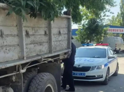 В Таганроге продолжается облава на старые ЗИЛы и Жигули