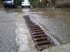  Ливневые системы Таганрога не справляются с потоками дождевой воды