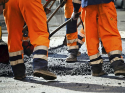 Очередной ремонт дороги закрыл  движение на 3 месяца в Таганроге