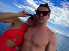 Павел Деревянко показал идеальный отдых в Таганроге