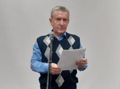 Таганрогский писатель и поэт Сергей Вельможко празднует свой день рождения