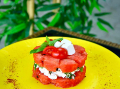 А вы пробовали когда-нибудь салаты с дыней или арбузом?