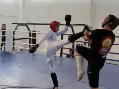 Спортсмены ударно-борцовского стиля прославляют Таганрог