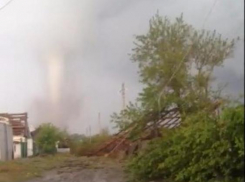 В Ростовской области смерч снес хутор 