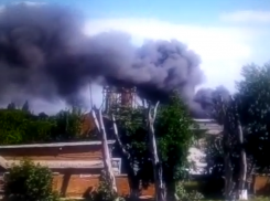 В Таганроге произошел пожар в районе элеватора