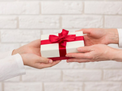 Кому в Таганроге не стоит делать подарков на Новый год