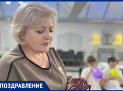 Учитель начальных классов лицея №7 Людмила Семёновна Воронова сегодня отмечает день рождения