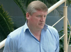 Два года поселения для депутата Гревцева запросил прокурор Таганрога