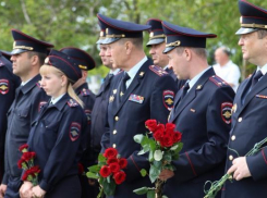 Под Таганрогом увековечили память погибшего при исполнении участкового