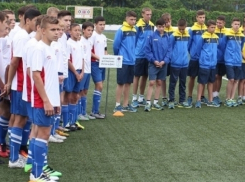 Таганрогская команда принимает участие в матчах на «Кубок Виктора Понедельника»