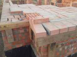 Неизвестные проникли в строящийся храмовый комплекс в Таганроге и совершили акт вандализма