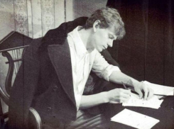 Календарь: сегодня 125 лет со дня рождения Сергея Есенина