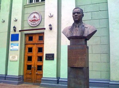 На него равняется новое поколение таганрогских авиаконструкторов