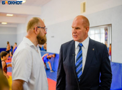 Возобновите финансирование по «Доступной среде»: Александр Карелин ответил на неудобные вопросы таганрогских общественников