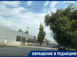 Таганрожца пугает строящийся у ж/д дороги ТРЦ на улице Москатова