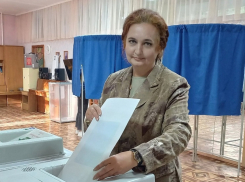 С призывом проголосовать обратилась к таганрожцам Инна Титаренко 