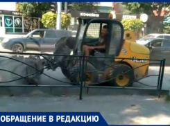 Грязь в Таганроге так убирают, что на прохожих кидают