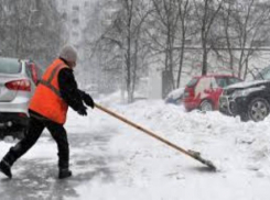 В Таганроге снегоуборочная техника работает выборочно
