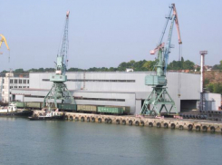 В таганрогском порту встречают и провожают суда